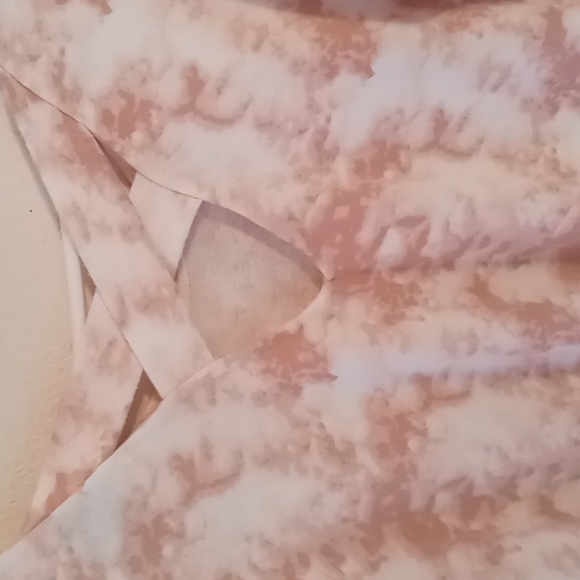 WALLPAPHER BNWT WOMEN'S PINK TIE TYE LONG SLEEVE SHIRT W CRISS CROSS BACK SZ S - Picture 8 of 13